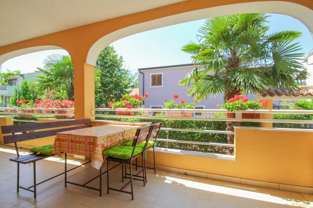 Apartamento Alenka Orange Novigrad Istria Exterior foto