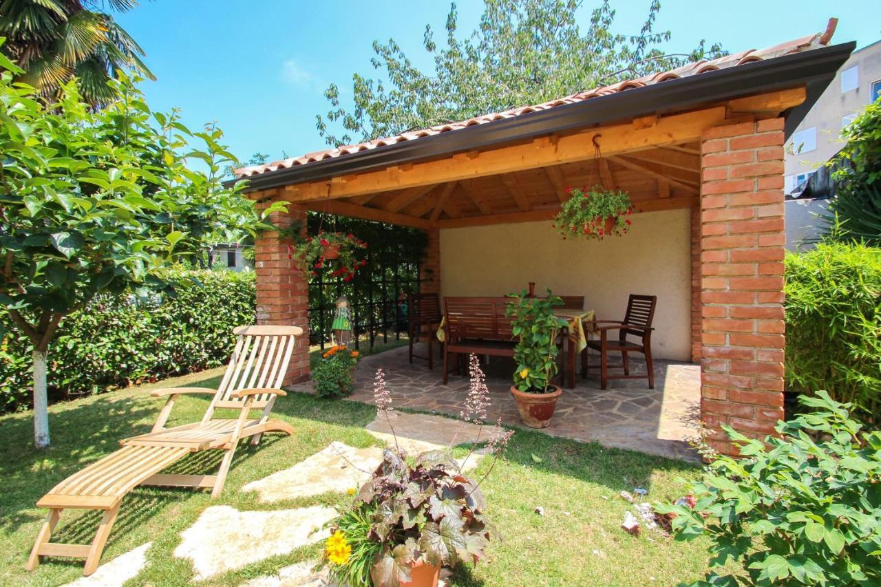 Apartamento Alenka Orange Novigrad Istria Exterior foto